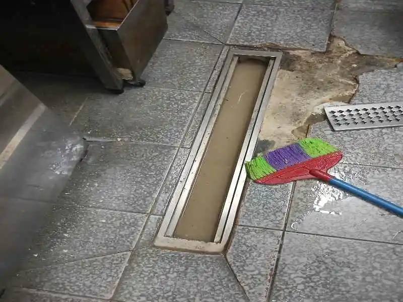 광명 싱크대에 기름을 버리면 생기는 일